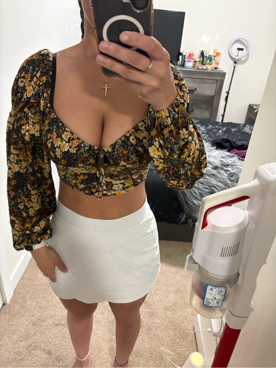 Urban Outfitters Tops - Urban Outfitters Black & Yellow Floral Puff-Sleeve Tie-Front Crop Top